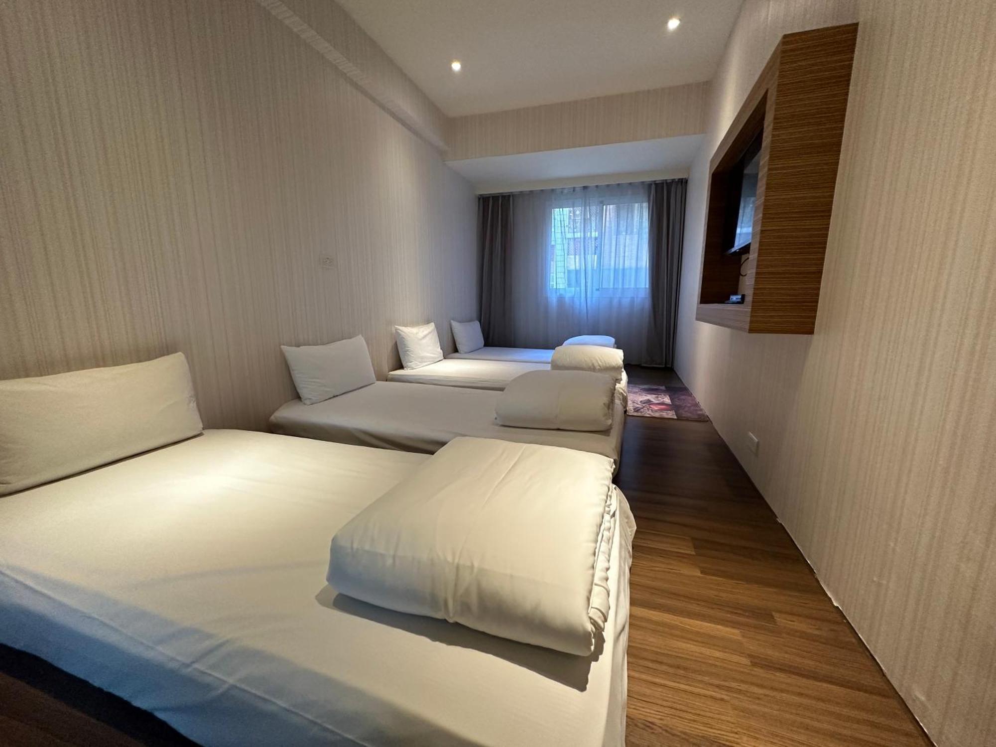 Young Soarlan Hotel - Tainan Luaran gambar